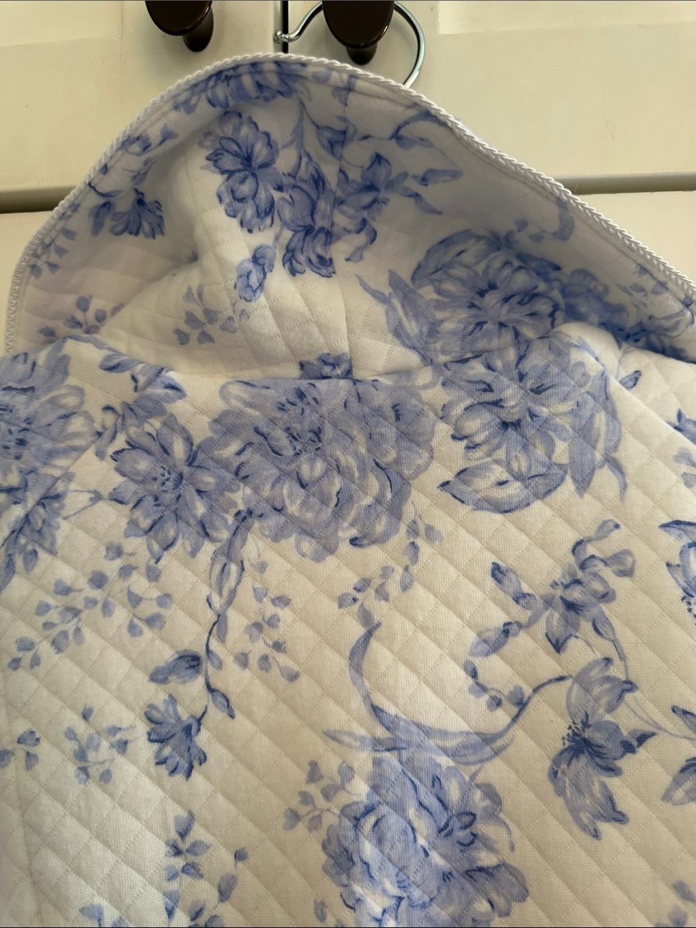 NWT EILEEN WEST QUILTED ALL COTTON WRAP BATHROBE - Picture 7 of 7
